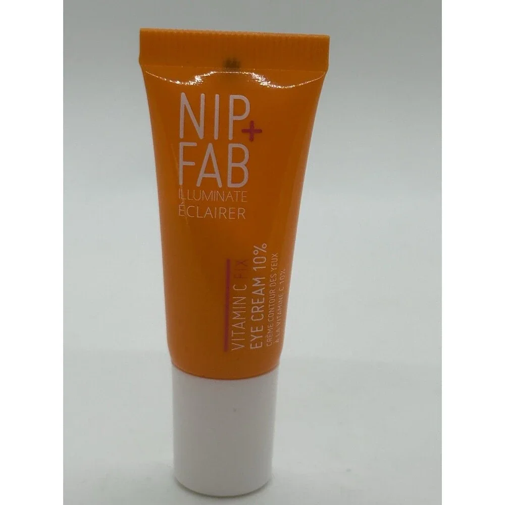 Nip + Fab Exfoliate Glycolic Glow Tonic 2% 1oz, Scrub Fix 0.7oz, Free Vitamin C‎